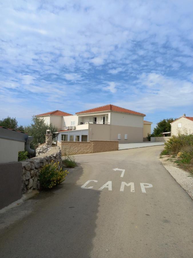 Sea Salt Apartment Novalja Exterior photo