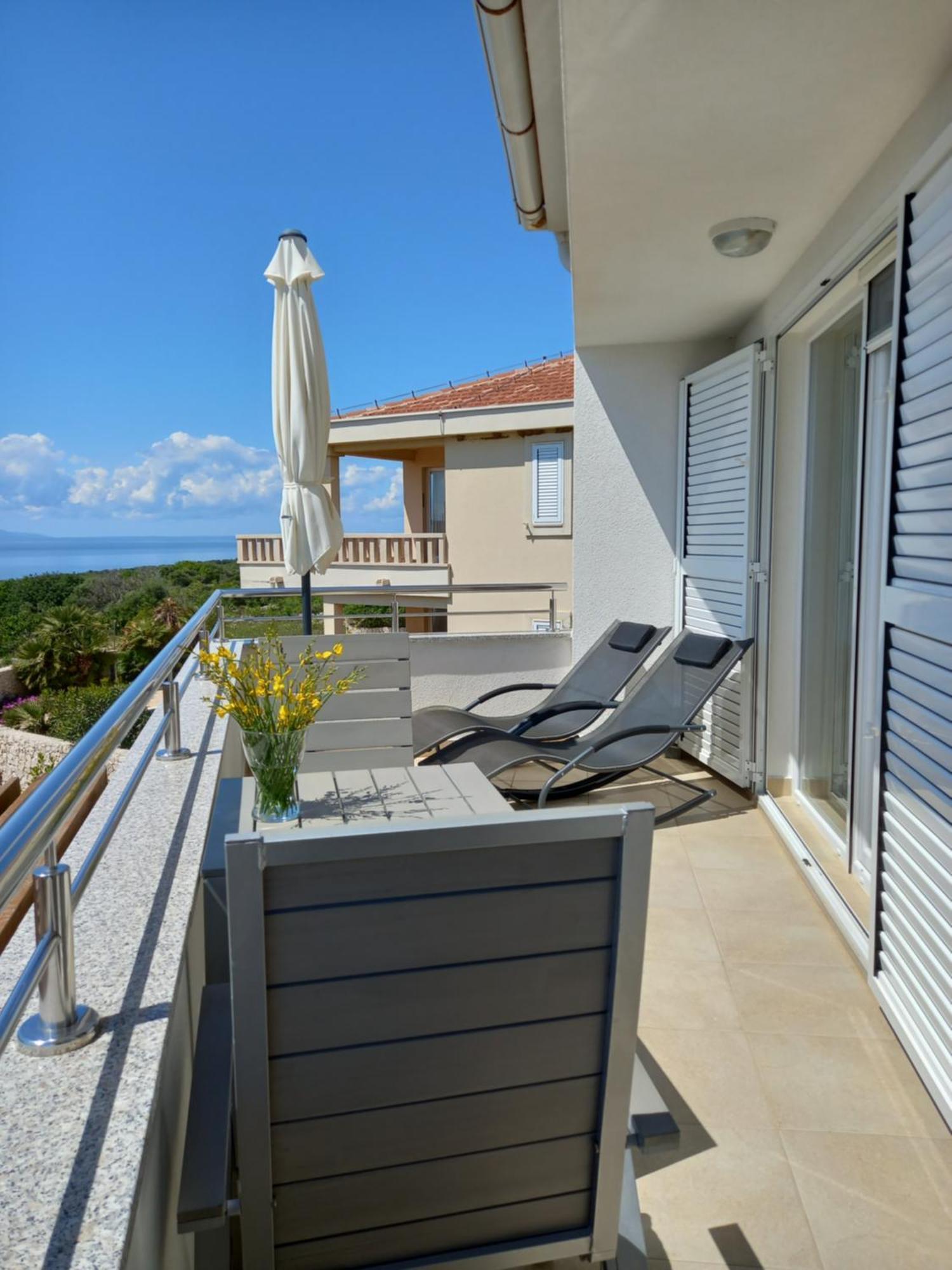 Sea Salt Apartment Novalja Exterior photo